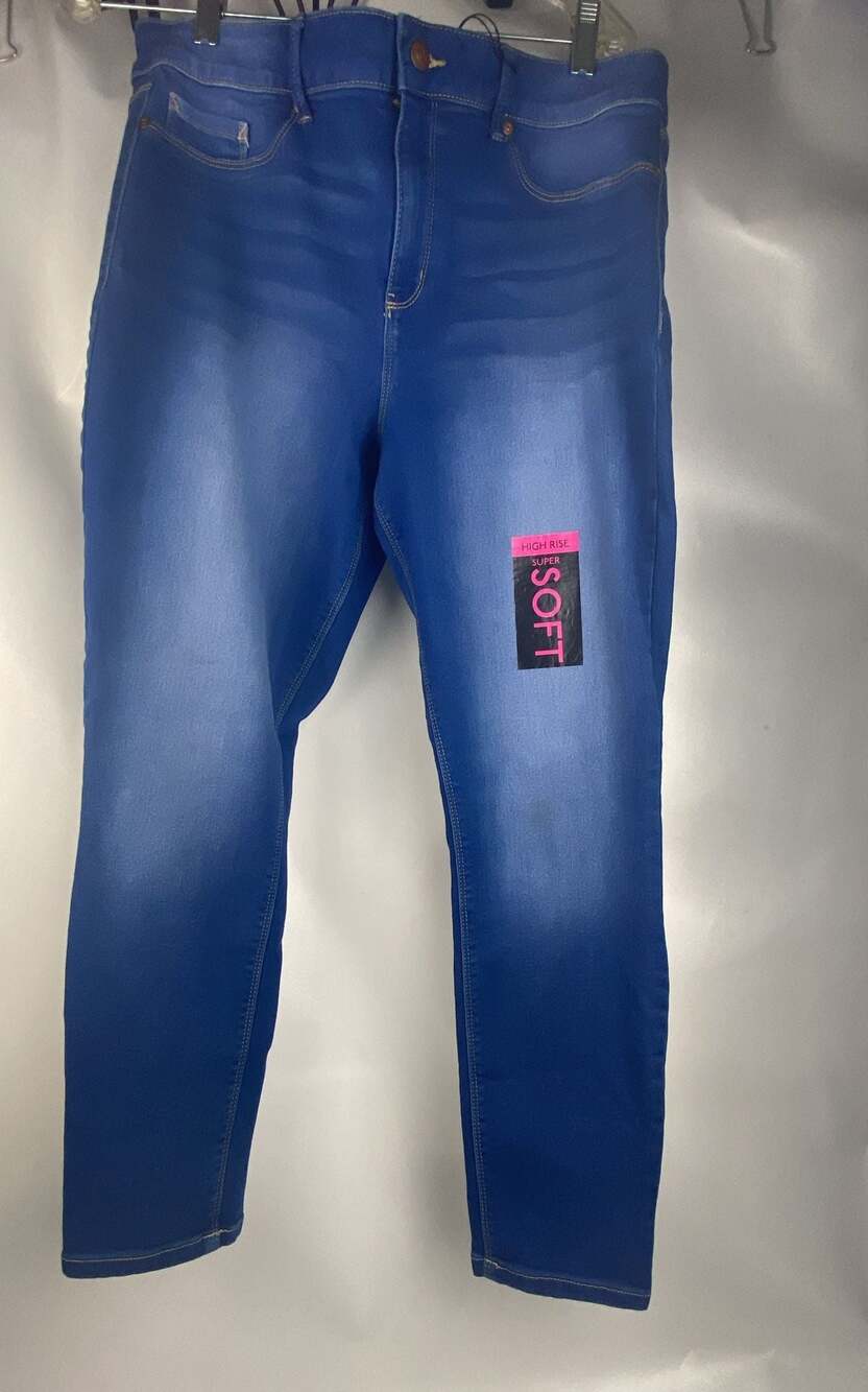 No Boundaries Women's Mid-Rise Skinny Jeans